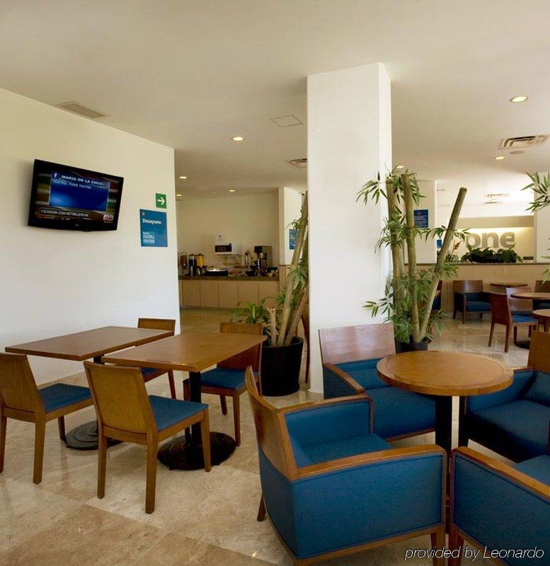 One San Luis Potosi Glorieta Juarez Hotel Exterior photo